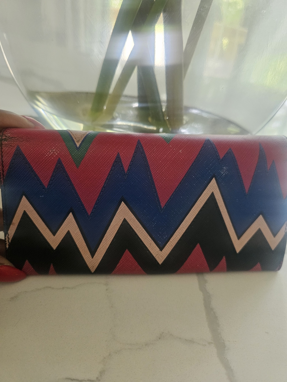Gorgeous Ferragamo Chevron Pattern Multicolor Women's Clutch Wallet - As Is - Picture 5 of 9